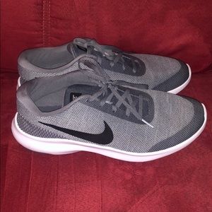 Nike Flex Experience RN 7